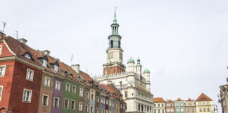 Jak efektywnie szukać pracy w Poznaniu przez internet