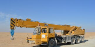 Główne czynniki wpływające na cenę wynajmu żurawi